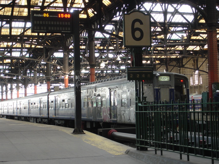 Rampla de trenes de la Estación de Constitucion